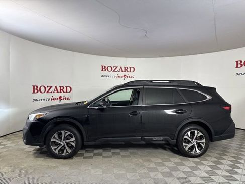Used 2022 Subaru Outback Limited image 5