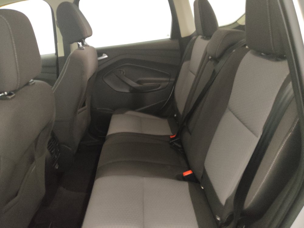 Used 2017 Ford Escape SE AWD/4WD image 18