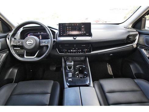 Certified 2024 Nissan Rogue SL w/ SL Premium Package image 11