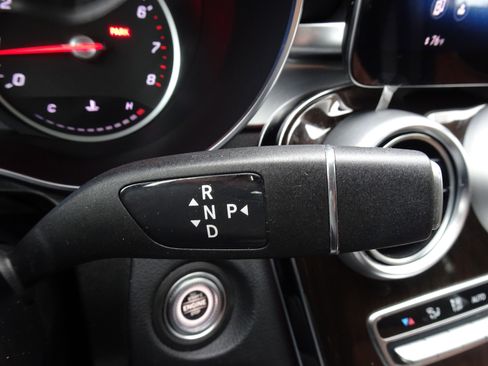 Used 2021 Mercedes-Benz GLC 300 GLC 300 image 29