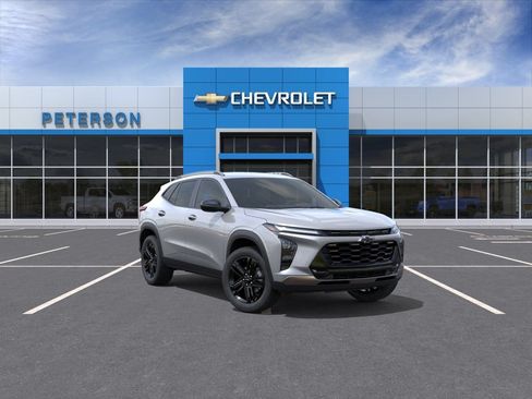 New 2026 Chevrolet Trax ACTIV w/ Driver Confidence Package FWD image 2