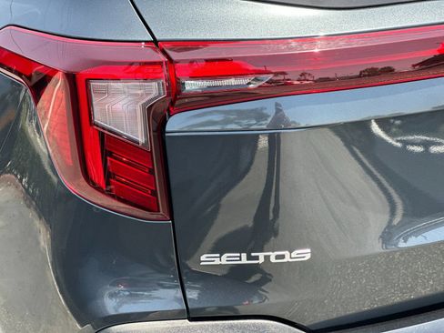 Certified 2024 Kia Seltos S AWD/4WD image 37