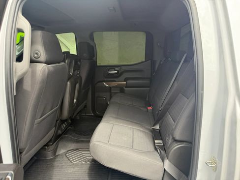 Used 2020 Chevrolet Silverado 1500 RST AWD/4WD image 9