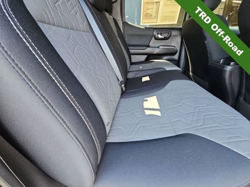 Used 2021 Toyota Tacoma TRD Off-Road RWD image 17