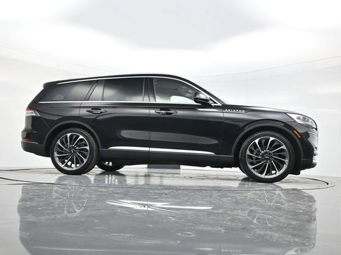 Used 2023 Lincoln Aviator Reserve w/ Equipment Group 201A image 54