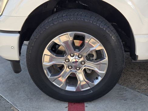 Used 2021 Ford F150 Platinum w/ Equipment Group 701A High AWD/4WD image 7