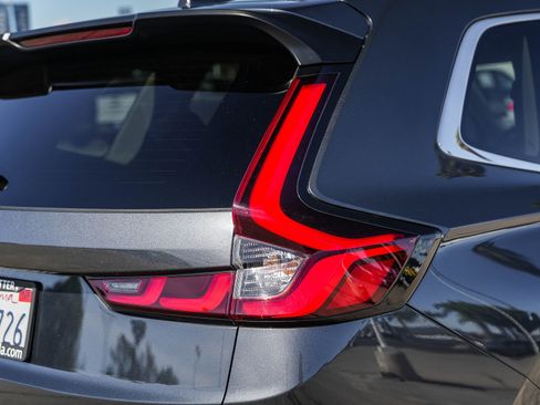 Certified 2024 Honda CR-V EX image 10