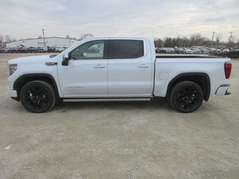 New 2026 GMC Sierra 1500 Denali image 10