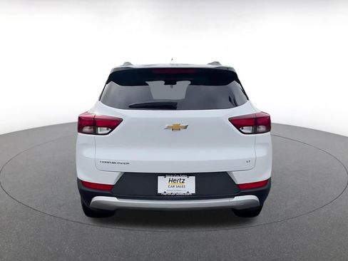 Used 2025 Chevrolet TrailBlazer LT FWD image 12