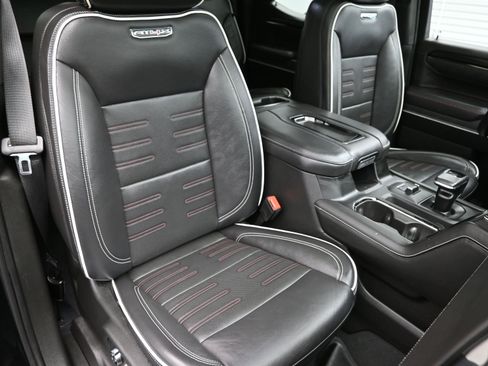 Used 2022 GMC Sierra 1500 AT4X image 41