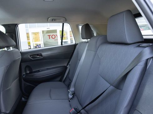 Certified 2026 Toyota Corolla Cross LE FWD image 25