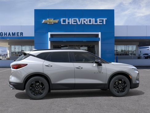 New 2026 Chevrolet Blazer LT w/ Midnight/Sport Edition AWD/4WD image 31