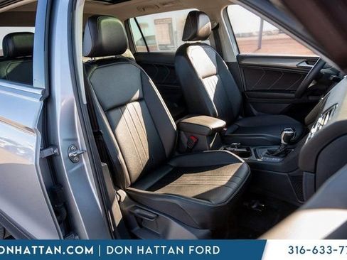 Used 2023 Volkswagen Tiguan SE image 29