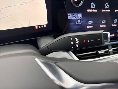 New 2026 Chevrolet Equinox EV LT image 29