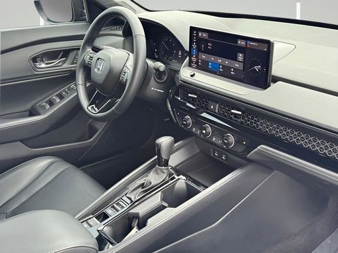 Used 2023 Honda Accord Sport image 15