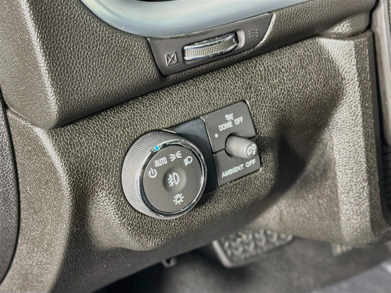 Used 2017 Chevrolet Traverse Premier AWD/4WD image 40