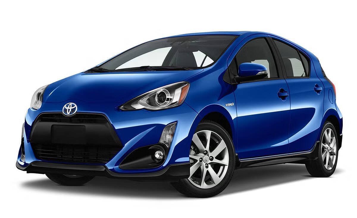 Used 2013 Toyota Prius C Three FWD image 3