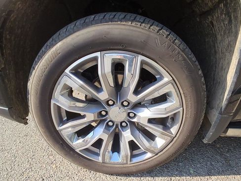 Used 2025 GMC Sierra 1500 Denali AWD/4WD image 4