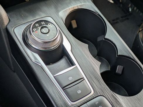 Used 2024 Ford Escape ST-Line image 18