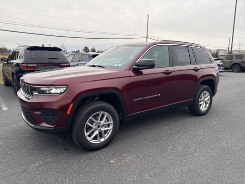 New 2025 Jeep Grand Cherokee Laredo X w/ Luxury Tech Group I image 3