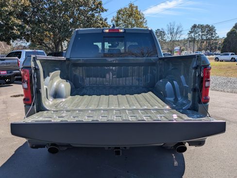 New 2026 RAM 1500 4x4 Crew Cab image 14