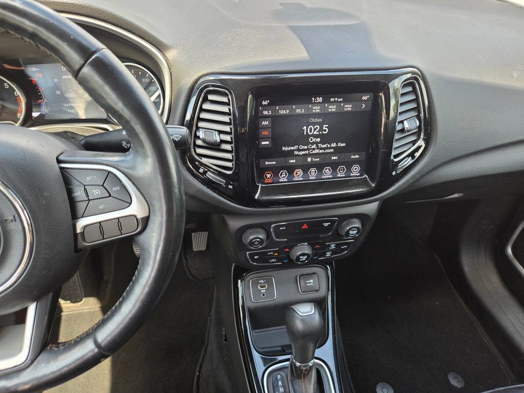 Used 2019 Jeep Compass Limited FWD image 21