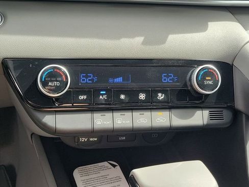 New 2026 Hyundai Elantra Sport image 10