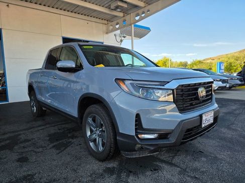 Used 2023 Honda Ridgeline RTL-E image 4