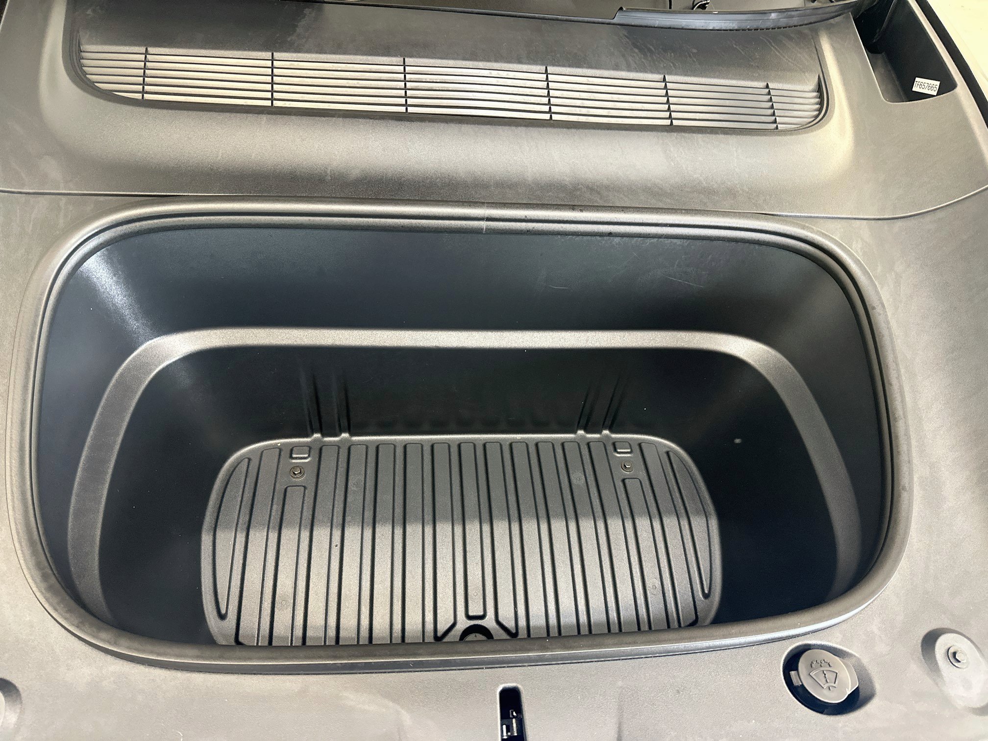 Used 2026 Tesla Model Y AWD image 36