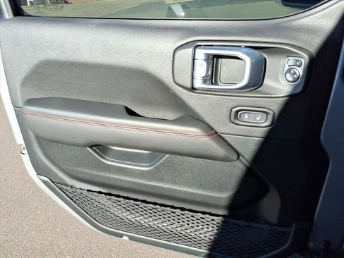 Used 2021 Jeep Wrangler Unlimited Rubicon image 11