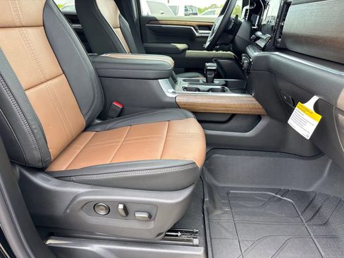 New 2026 Chevrolet Silverado 1500 High Country image 14