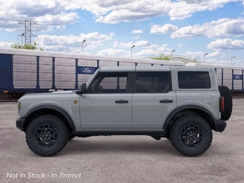 New 2026 Ford Bronco Badlands AWD/4WD image 3