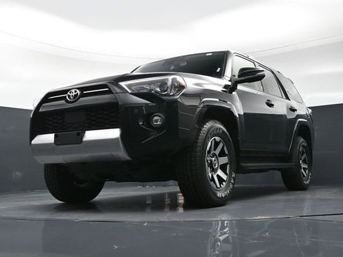 Used 2024 Toyota 4Runner TRD Off-Road Premium image 31