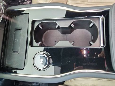 Used 2025 Polestar Polestar 3 image 50