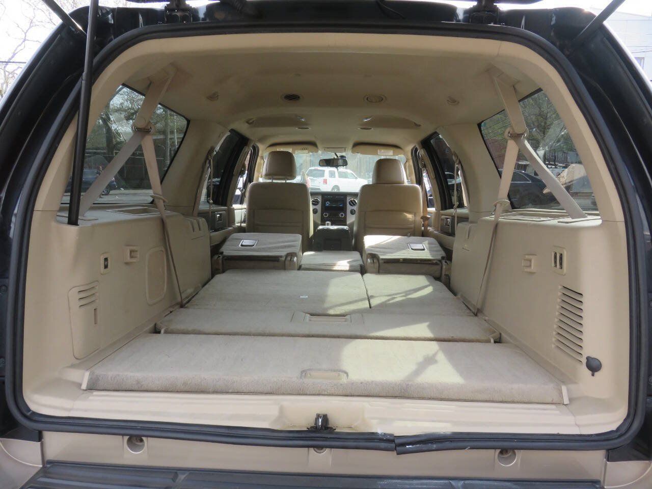 Used 2014 Ford Expedition EL XLT w/ Equipment Group 202A AWD/4WD image 27