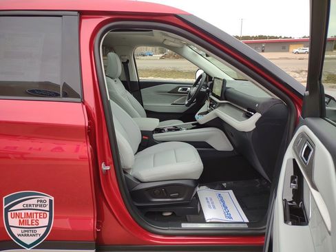 New 2026 Ford Explorer Platinum w/ LUX Leather Package image 44