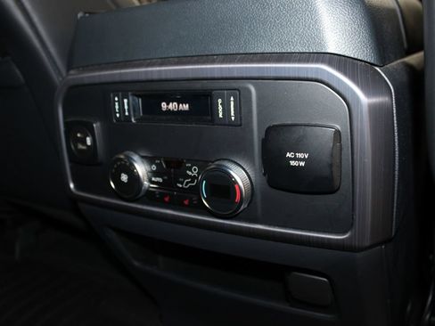 Used 2022 Ford Expedition Platinum AWD/4WD image 29
