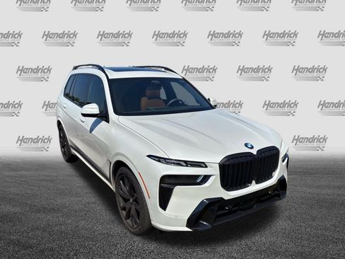 Certified 2025 BMW X7 xDrive40i w/ M Sport Package AWD/4WD image 2