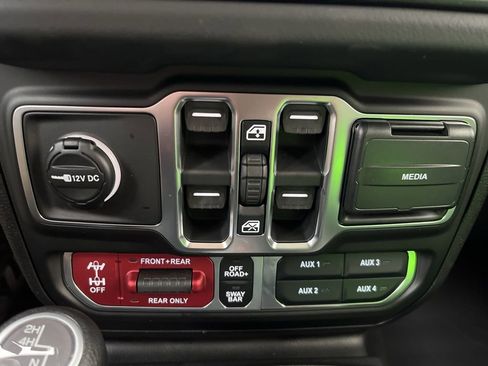 New 2026 Jeep Wrangler Rubicon image 15