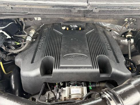 Used 2020 Ford Expedition XLT w/ Equipment Group 202A RWD image 63