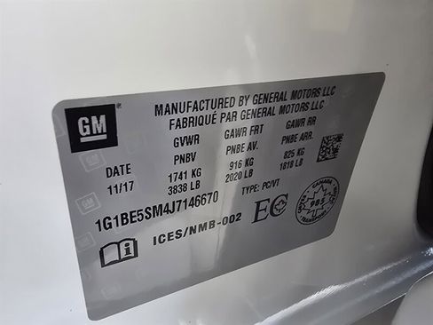 Used 2018 Chevrolet Cruze LT image 31