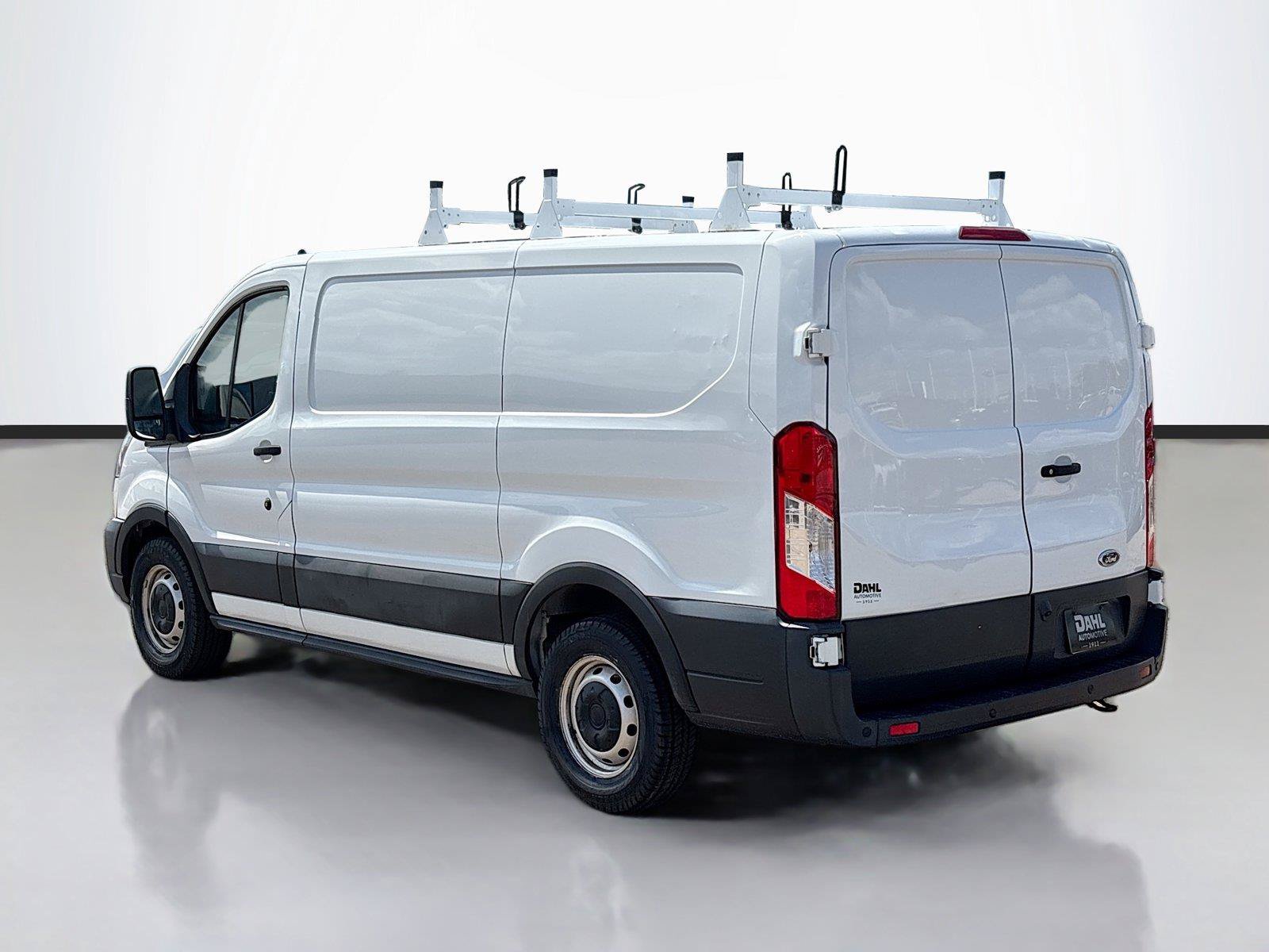 Used 2020 Ford Transit 150 Low Roof RWD image 9