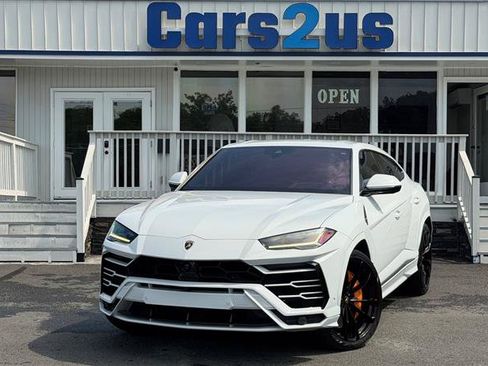 Used 2020 Lamborghini Urus AWD/4WD image 2