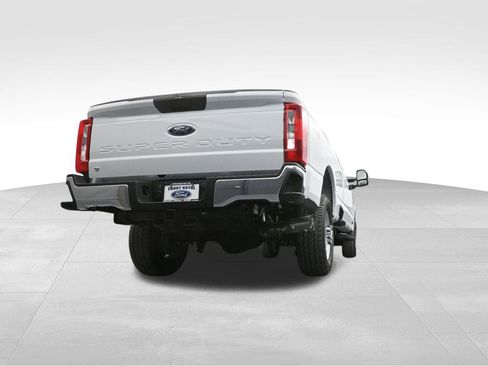 New 2026 Ford F350 XL w/ XL Chrome Package image 59
