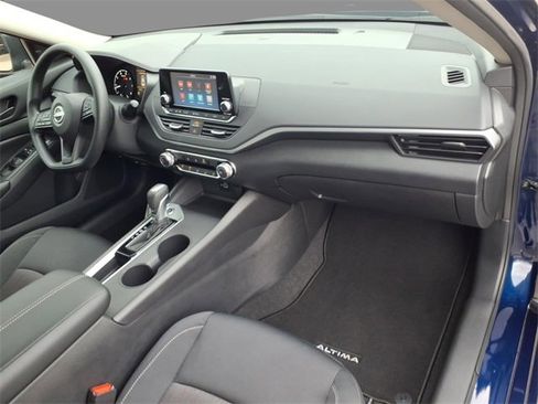 Certified 2024 Nissan Altima 2.5 S image 13