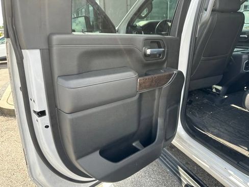Used 2022 GMC Sierra 2500 Denali w/ Technology Package AWD/4WD image 14