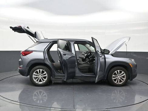 Used 2021 Chevrolet TrailBlazer LS FWD image 29