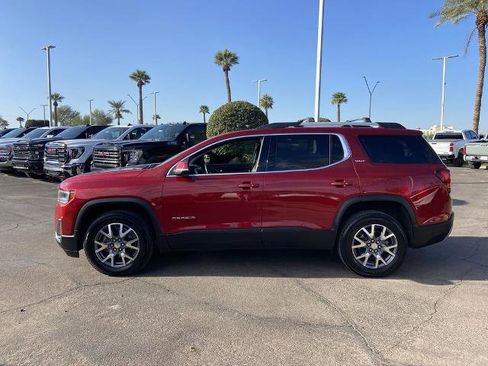 Certified 2023 GMC Acadia SLT w/ Technology Package image 4
