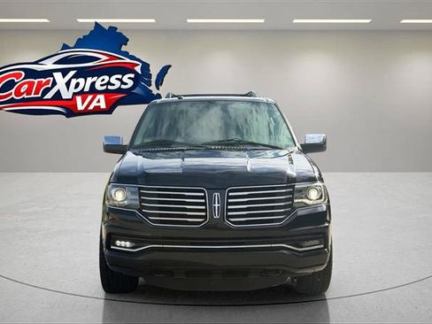 Used 2016 Lincoln Navigator Select AWD/4WD image 7