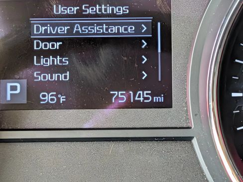Used 2019 Kia Sedona EX FWD image 37